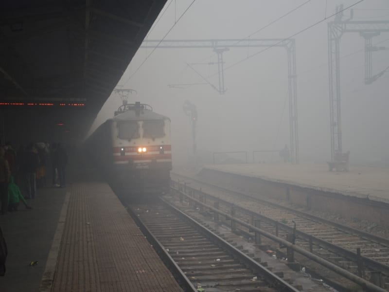 heavy fog in mathura