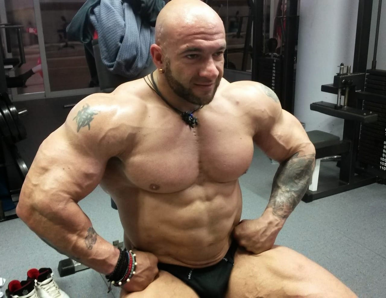Greek Bodybuilder Giannis Magos Slapped Judge in Protest