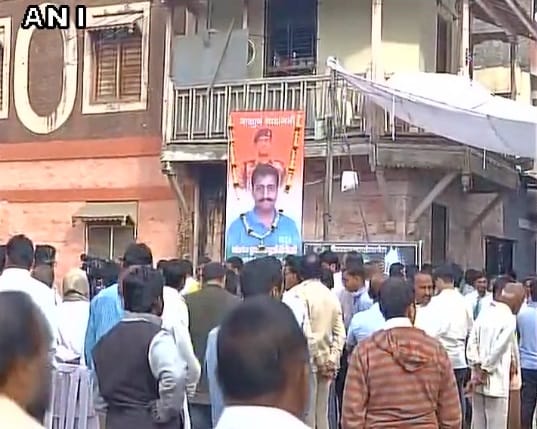whole city aroused was martyr's last farewell