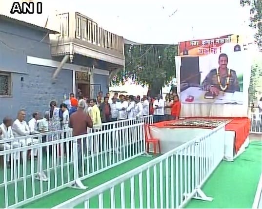 whole city aroused was martyr's last farewell