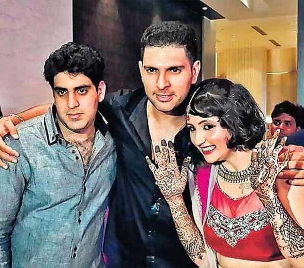 Pray that Yuvraj and Hazel stay alone: Akanksha Sharma