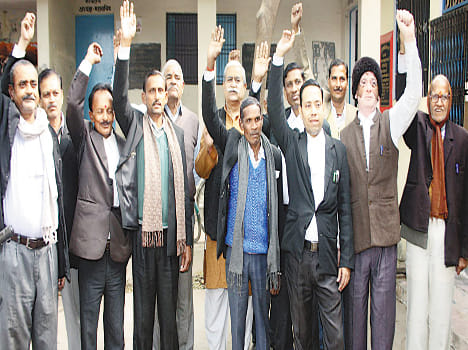 demonstrate lawyers