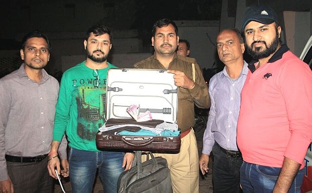 Unclaimed briefcase found in two million new notes