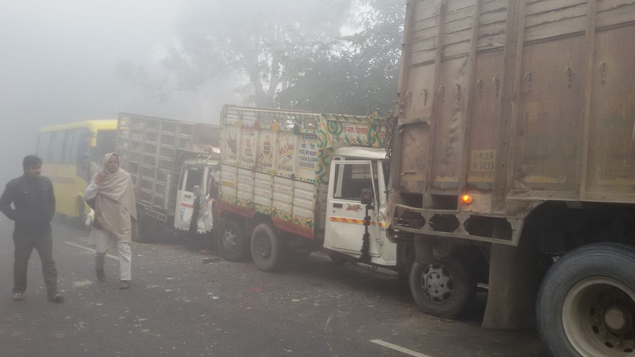 four vehicle collision, jam