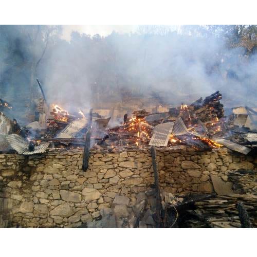 8 Houses Gutted In A Major Fire In Kullu