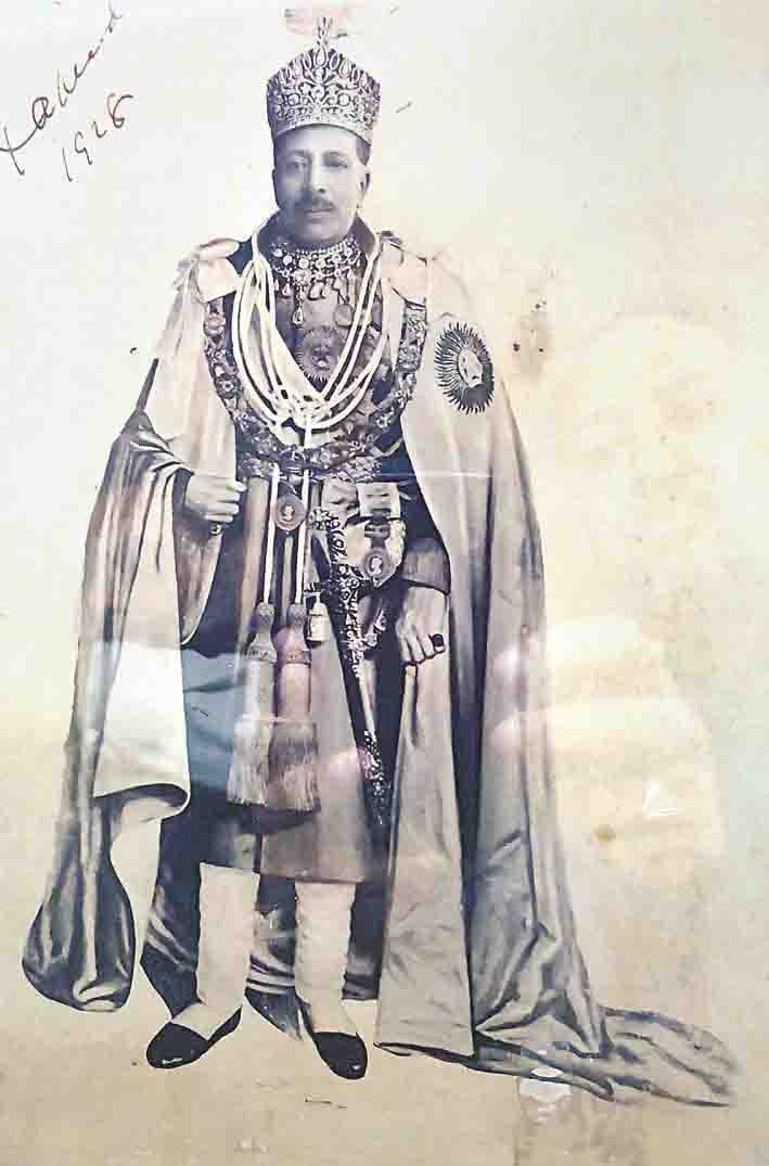 crown of rampur nabab