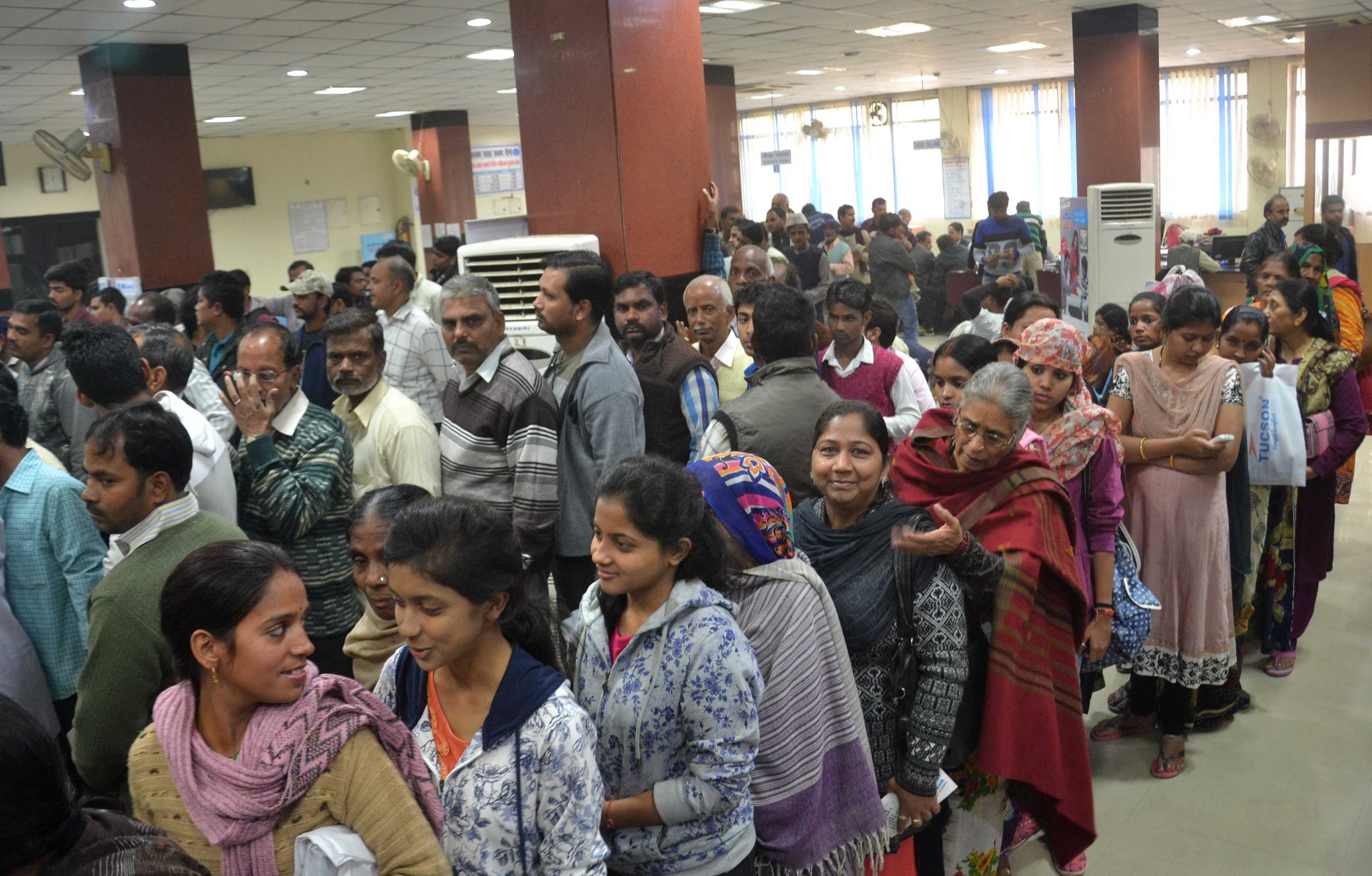 pm narendra modi wants cashless india, but many disadvantages of online payment system