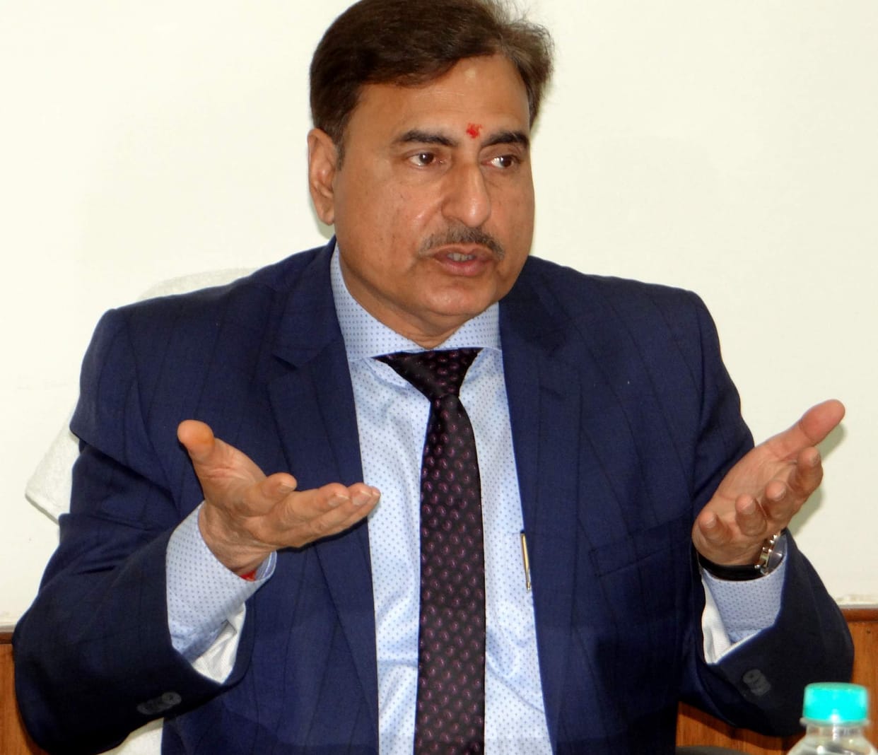 Government promotes hydro project: DV singh