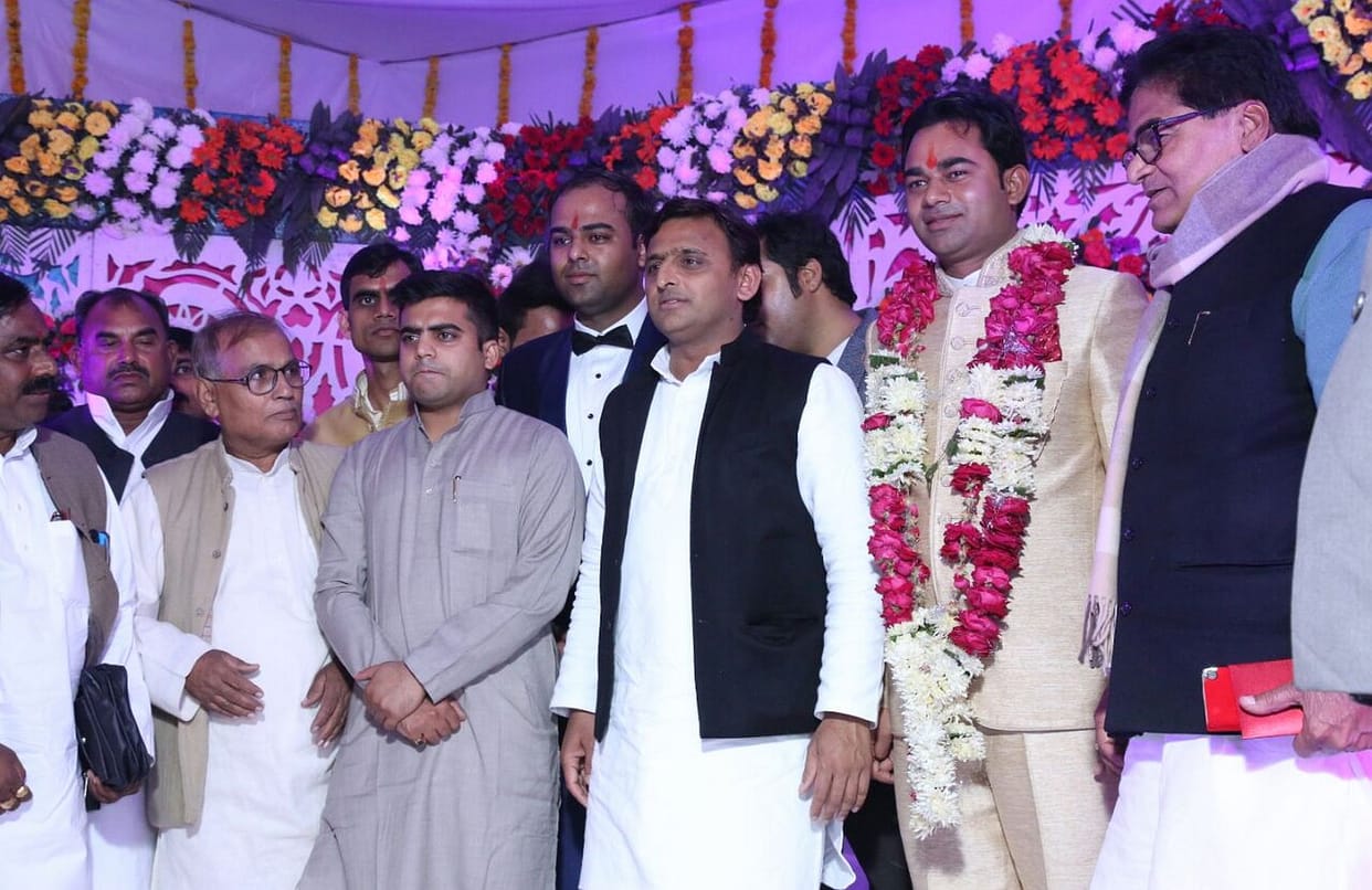 Akhilesh's dig at Modi, please note printed by foreign company