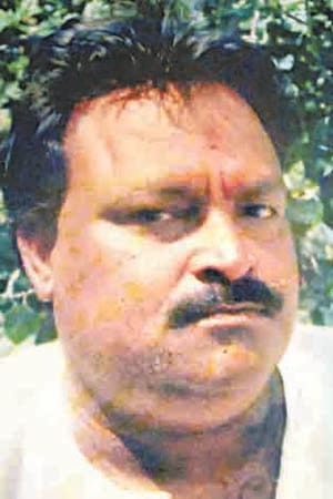 IFFCO senior manager throat slit by machine, death