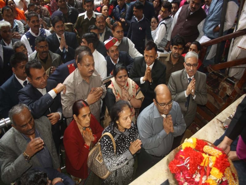 chief justice of allahabad highcourt visited bankebihari temple