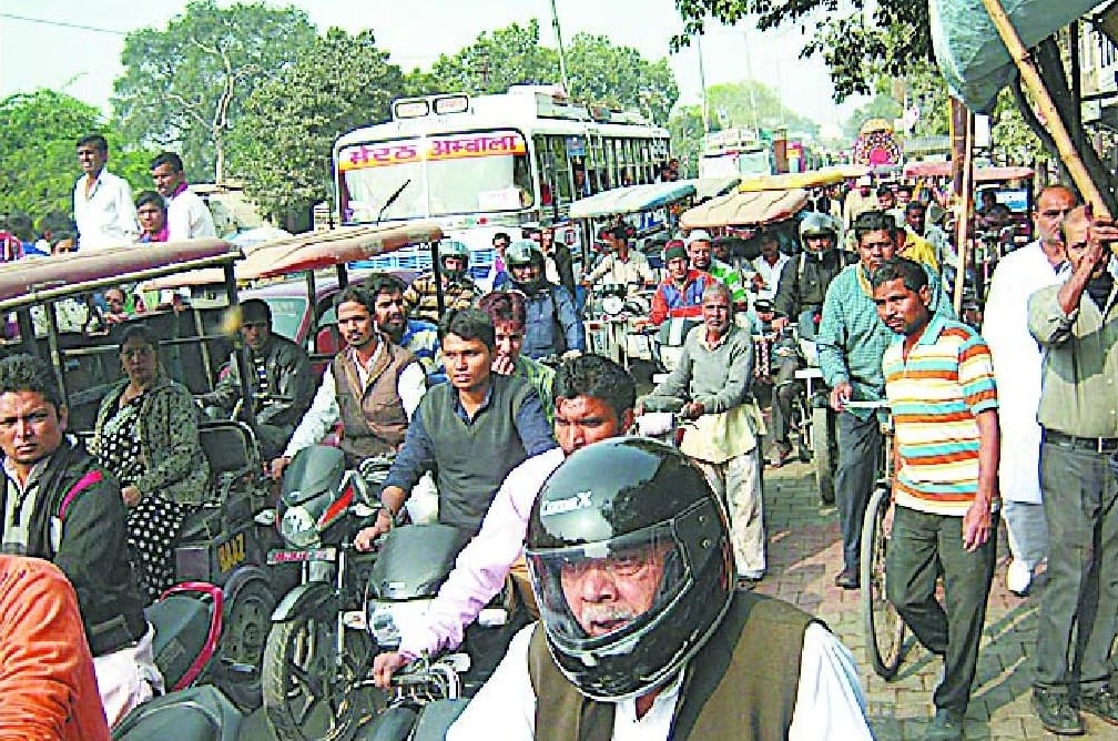 Khatauli town: The blurred text of Karmaveer Pandit Sunderlal Marg