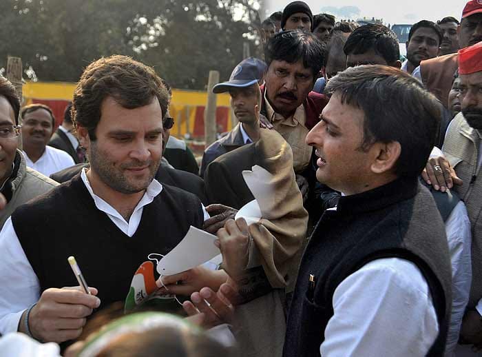 akhilesh yadav wants alliance with congress in up
