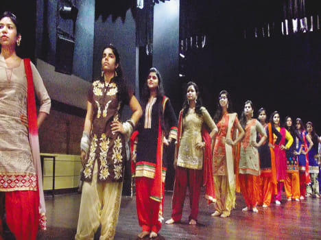 Cat Walk vigor shown by medical students