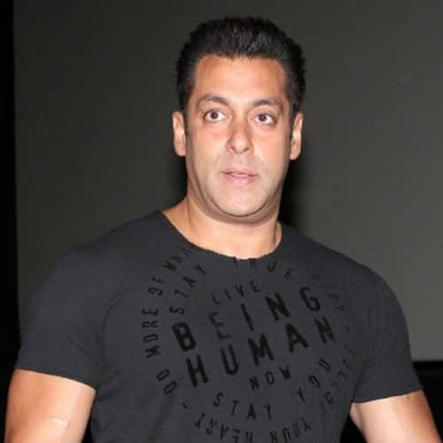people doing toilet in front of salman khan's house