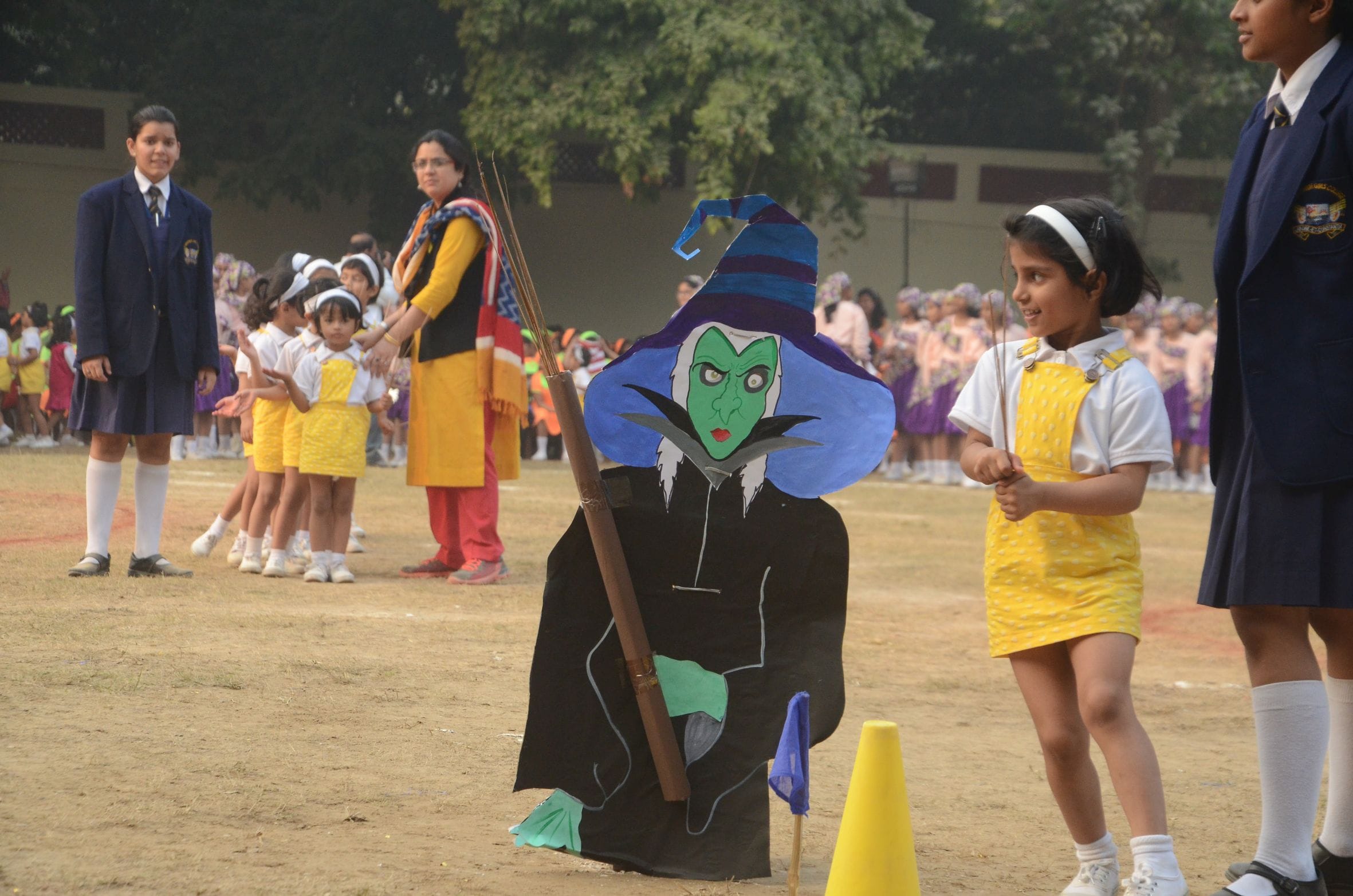 dimple yadav clicks daughter's sports day