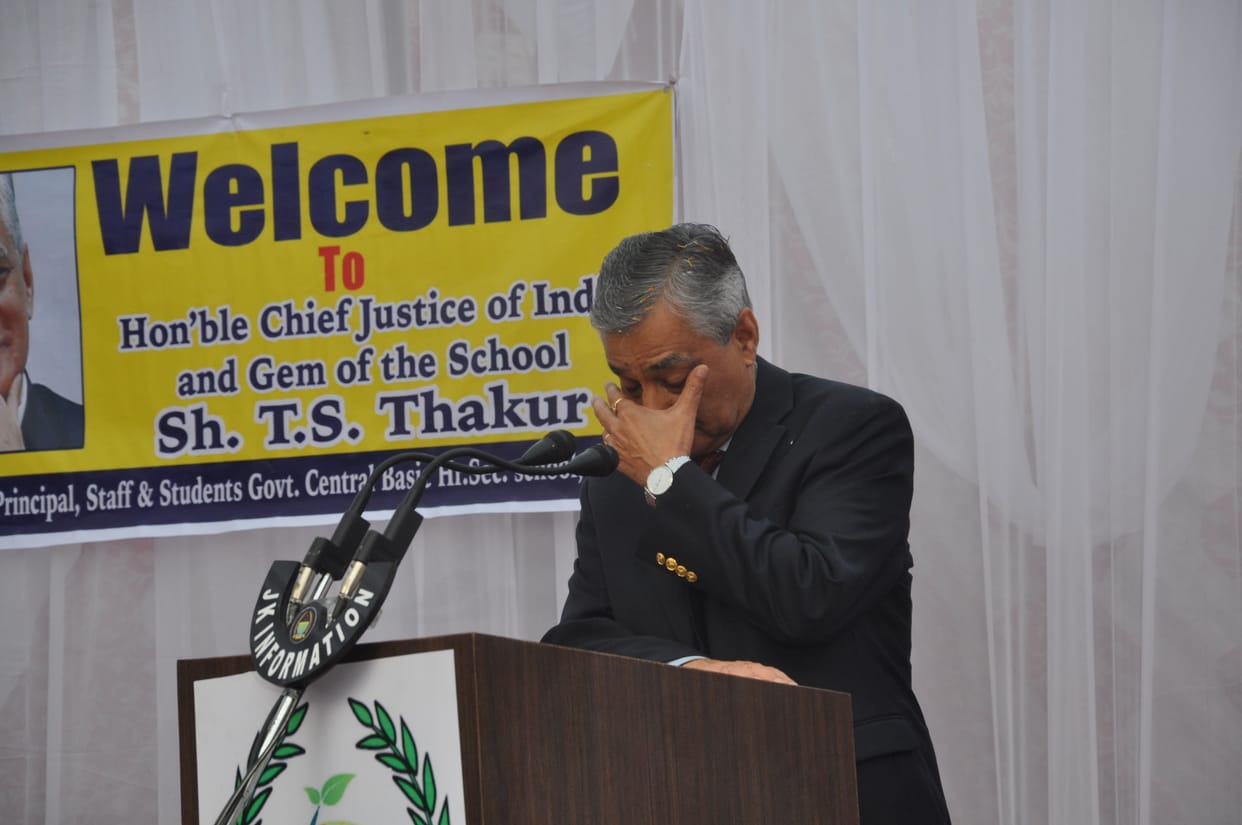 chief justice visited his school in jammu kashmir