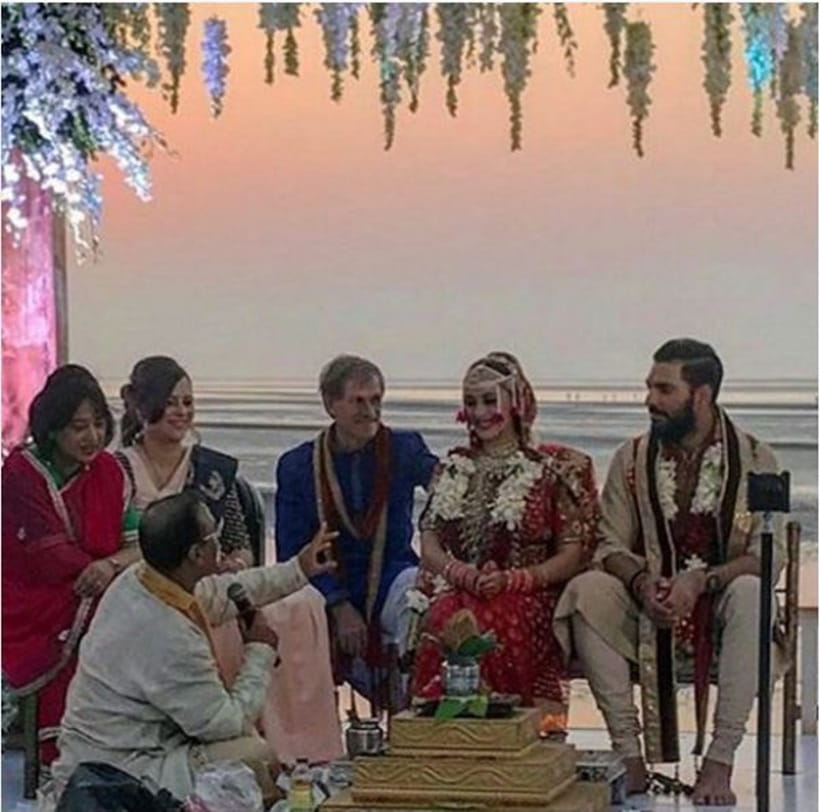 why Yuvraj singh and hezel keech had to get married twice?