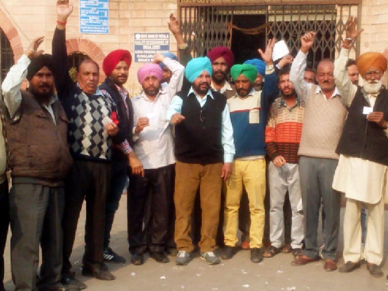 Notbandi, cash problems, State Bank of Patiala, over cash, they broke out, Mandi Gobindgarh