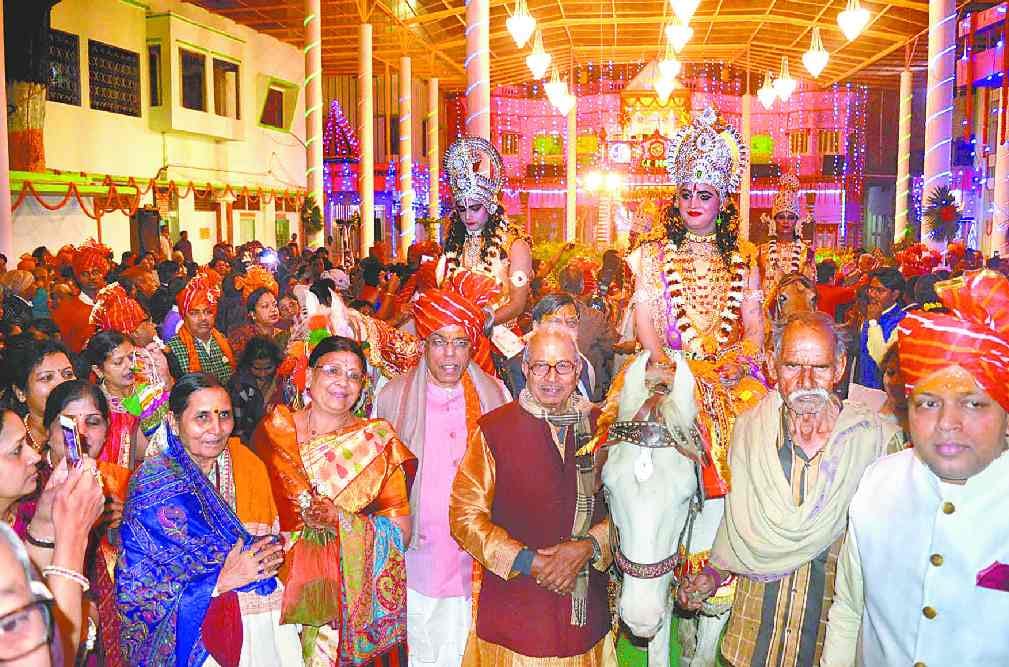 Ram barat out of pomp and splendor in Ayodhya 