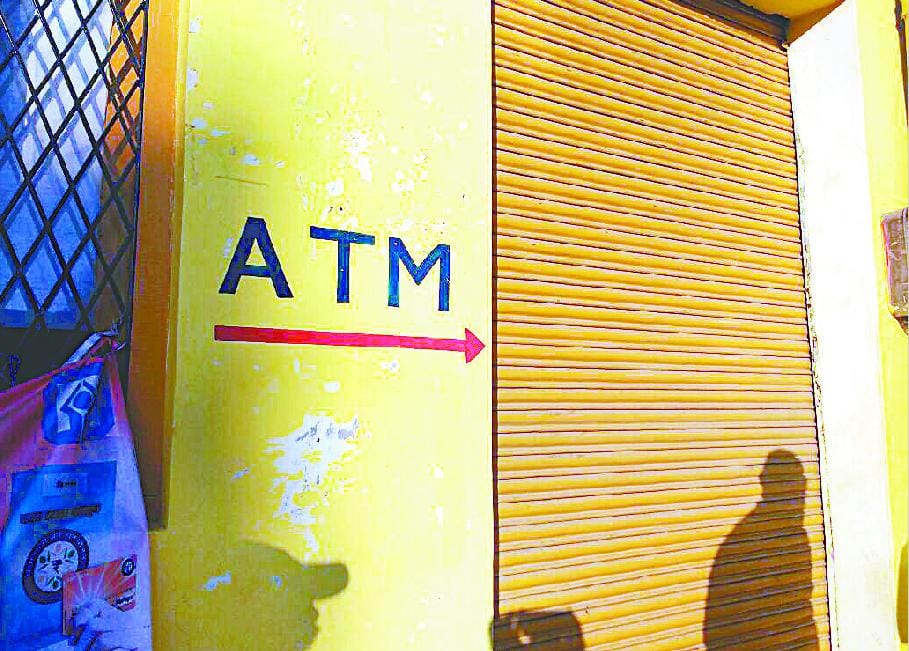 ATMs are not getting 100 rupees notes