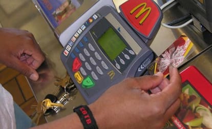 demonotisation effect : traders are using cashless process of payment 
