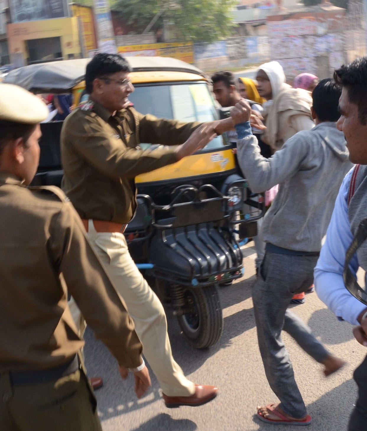 auto, route, city, haryana, rohtak, protest, haryana, new bus stand