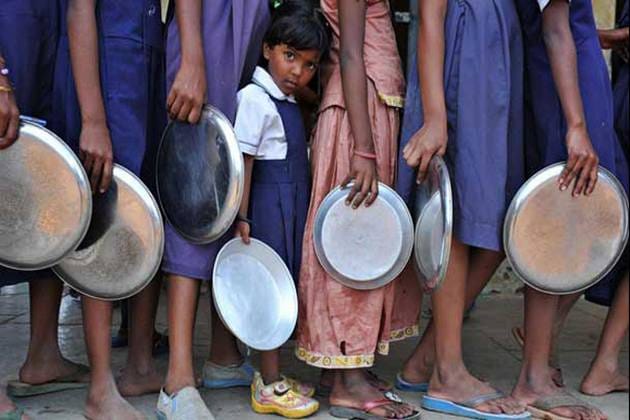 note ban crisis on midday meal