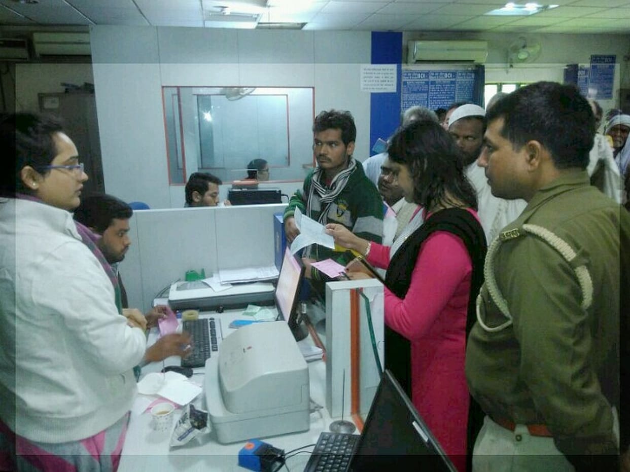 SDM Bank inspected  Ttarpur