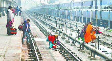 11 trains are running on-track Bhojaipura Pilibhit