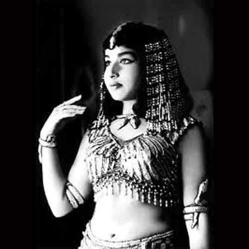 Why Jayalalithaa had to compare herself from Draupadi's, Five Untold facts