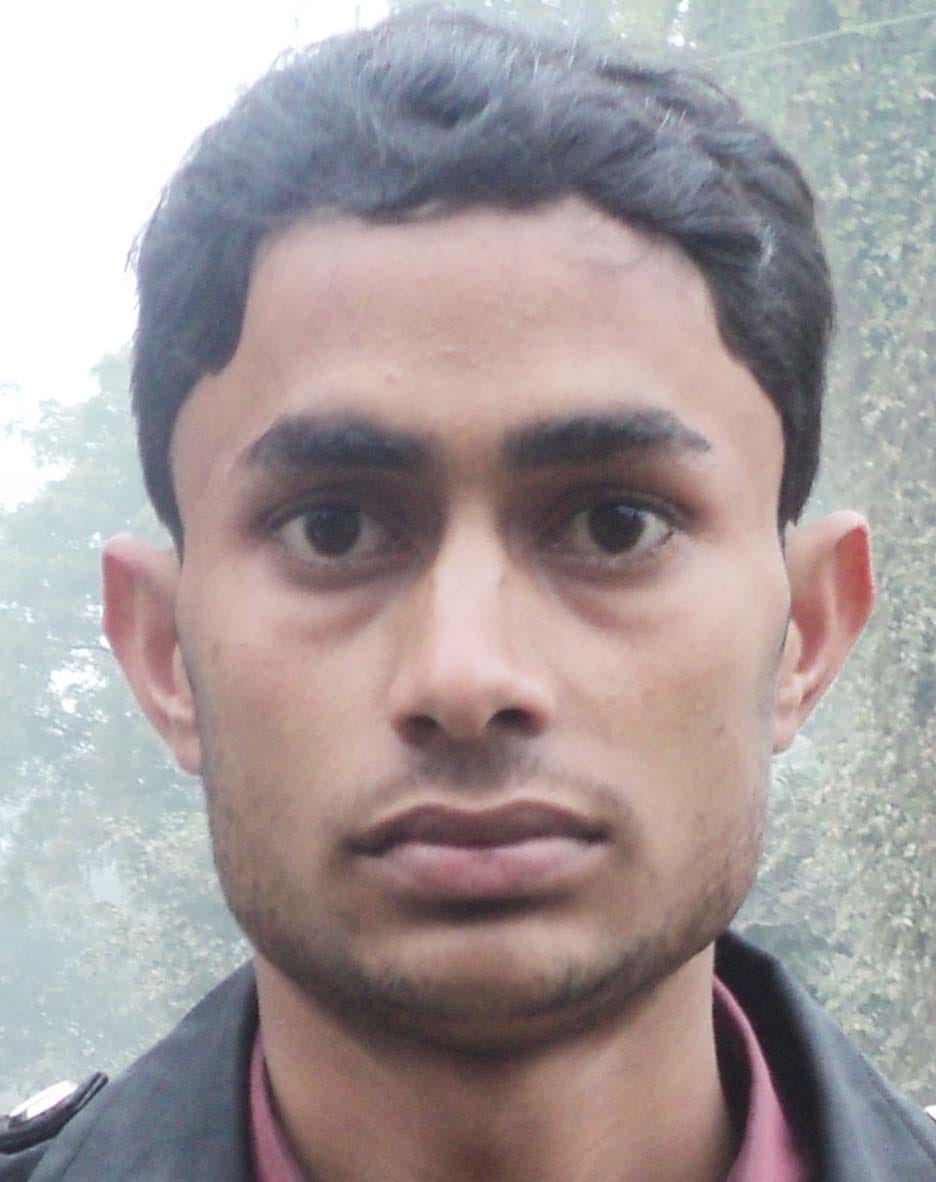 Palia highway accountant to 2.25 million, a student from Bakeganj looted bike