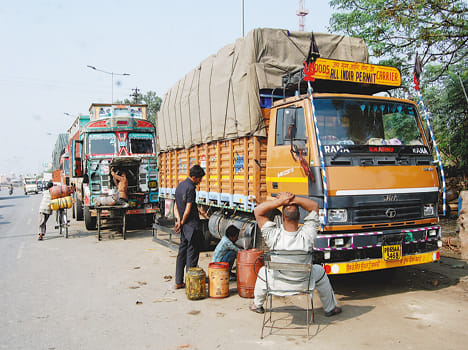 Death on the highway as the truck parked everywhere