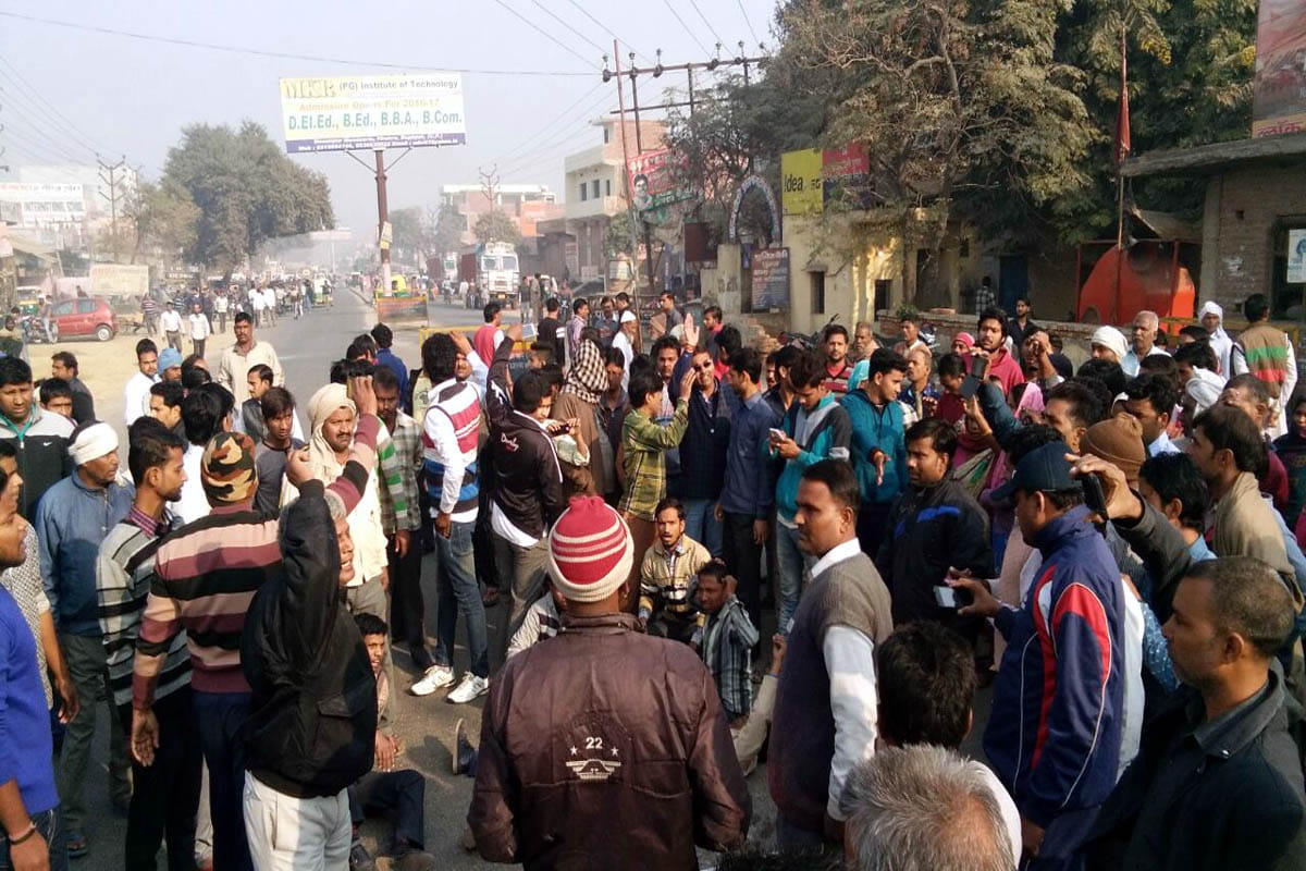 Ar Htyaropion highway jam