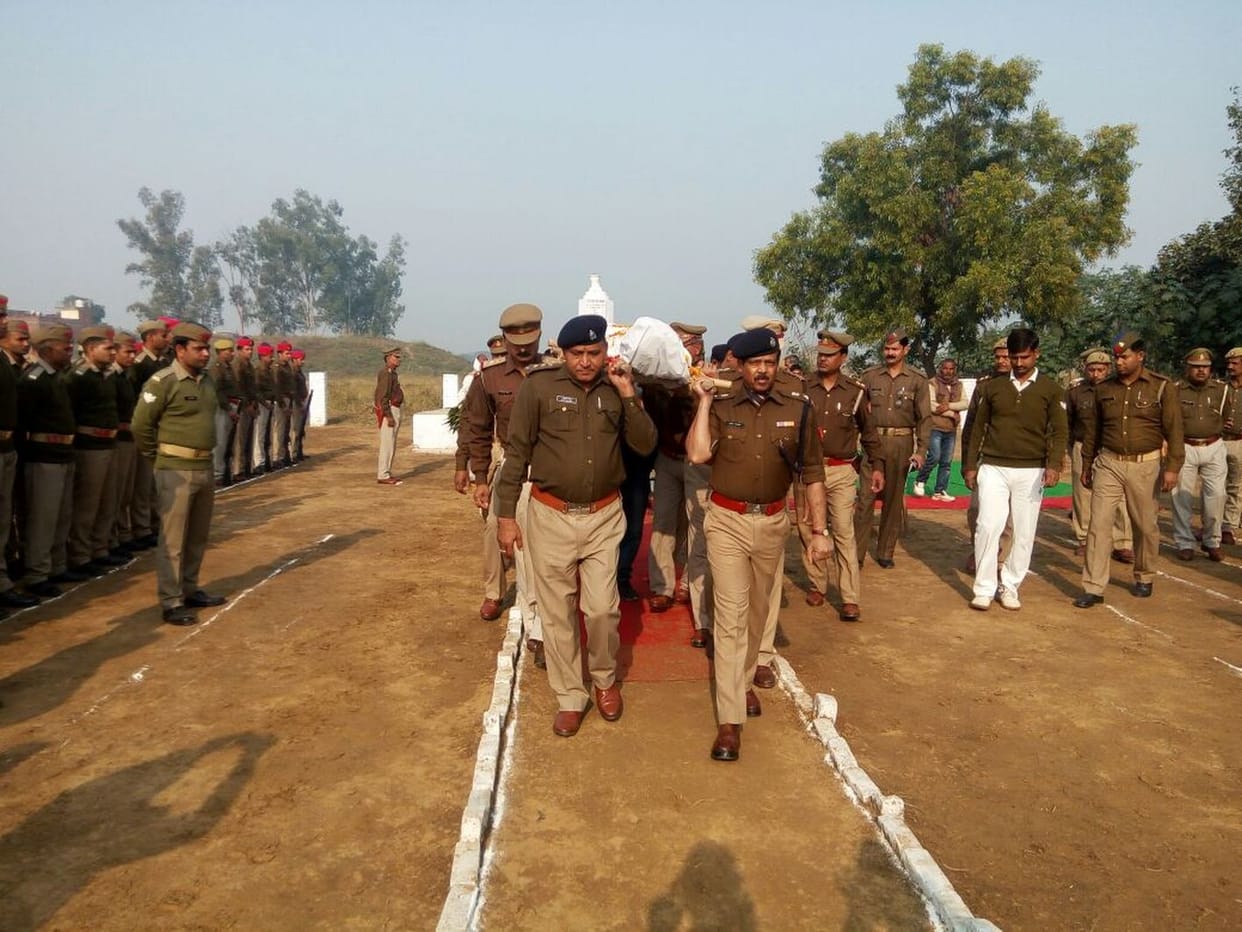 haadase mein ghaayal sipaahee kee upachaar ke dauraan maut