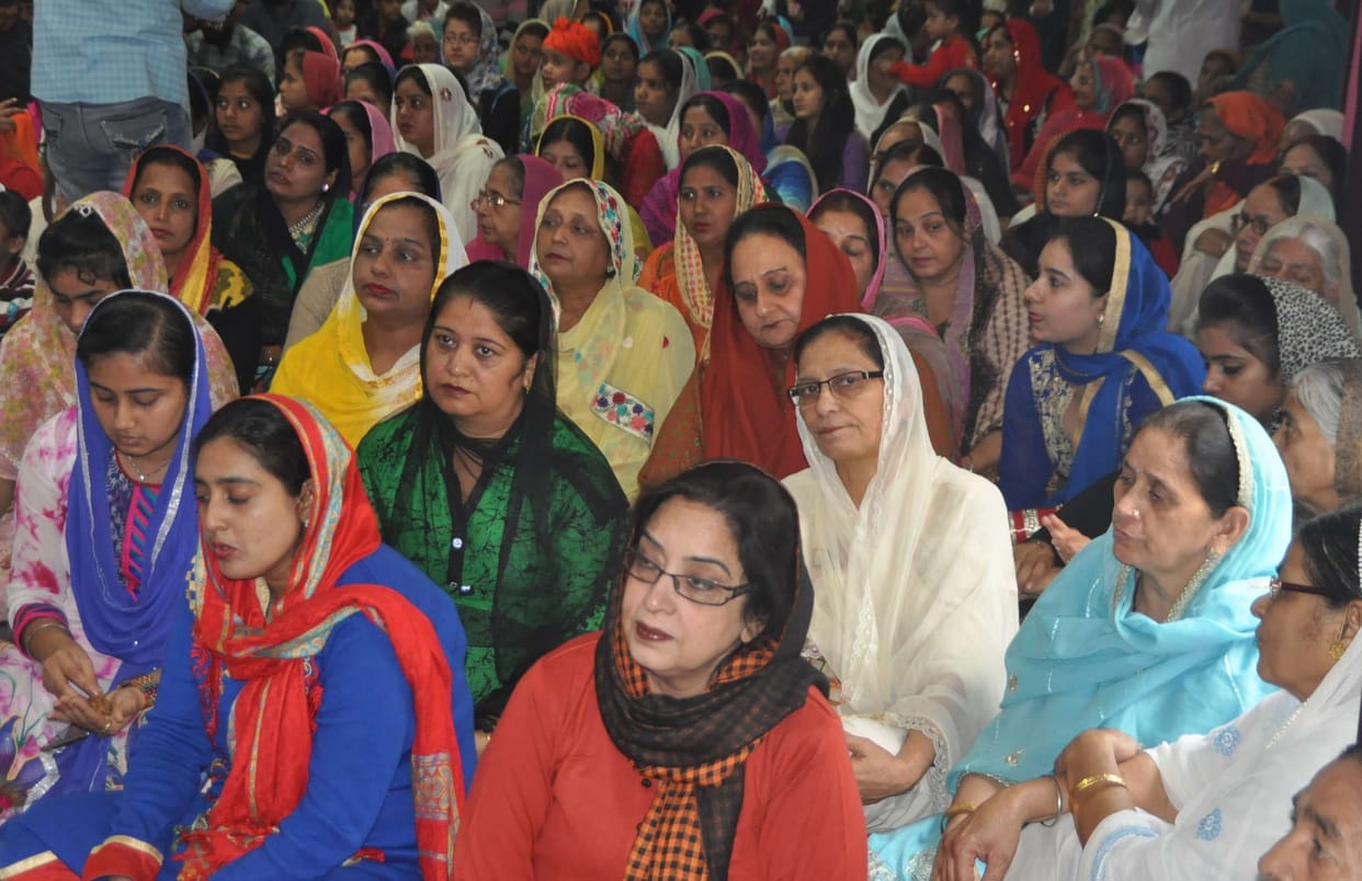 guru tegbahadur scrifice himself for save the religion