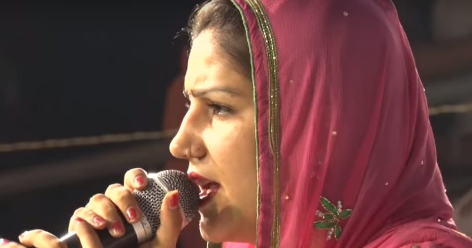 bye bye 2016: sapna chaudhary try to commit suicide due to facebook comments