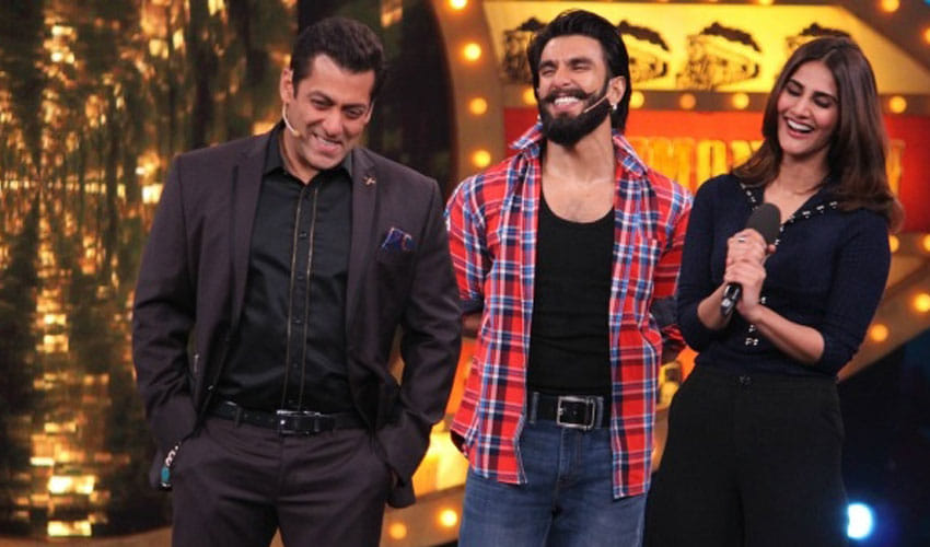 jason's bold dance in bigg boss house
