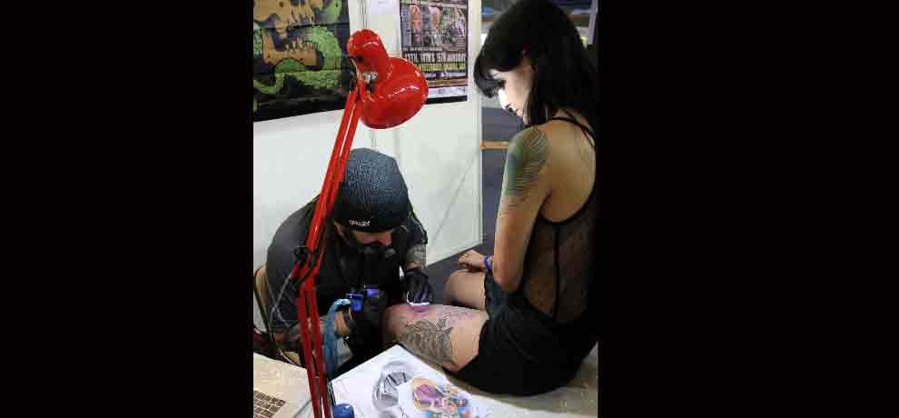 tattoo fest in delhi and craze in youth for it