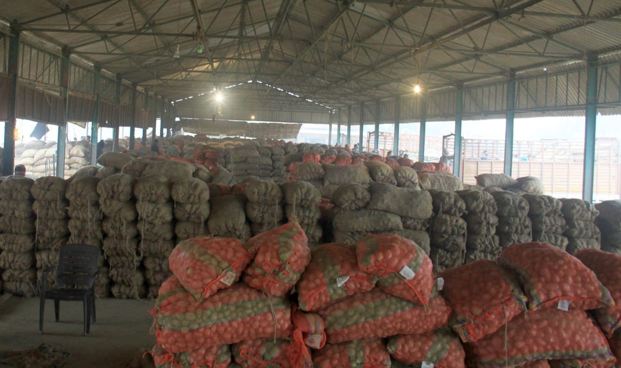 Bash Notbandi harass farmers and traders