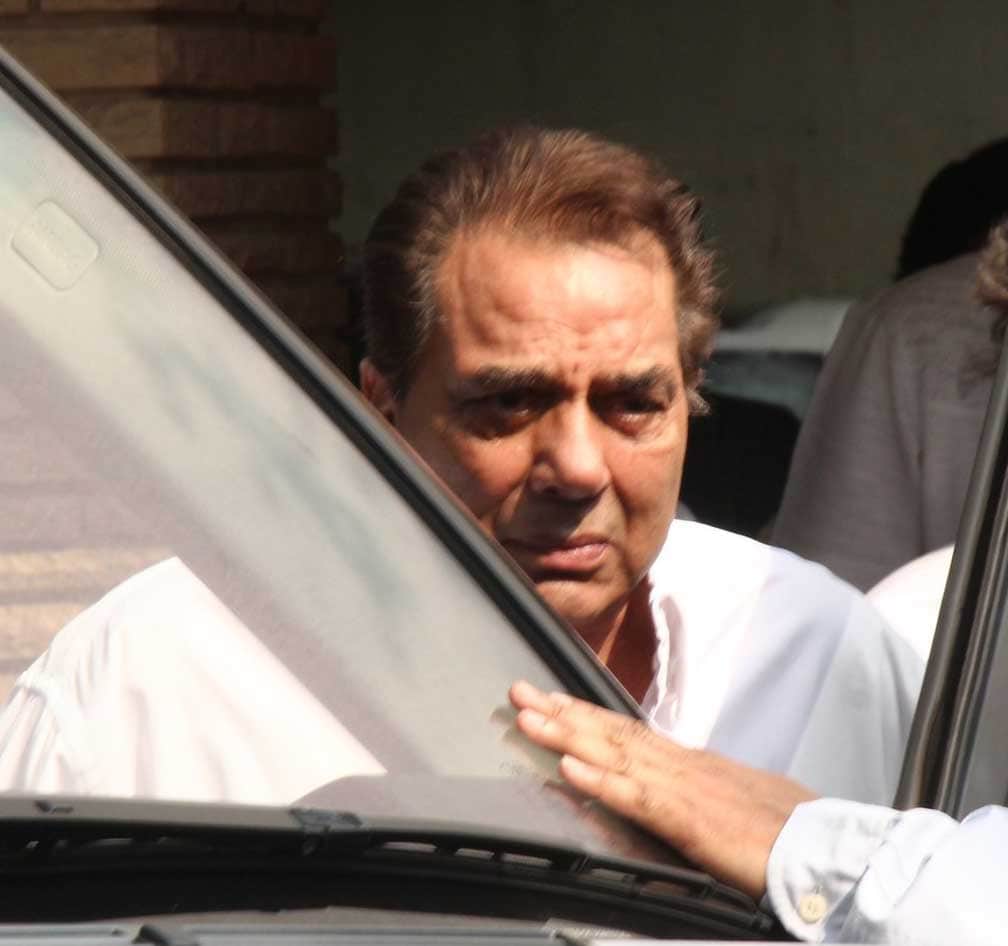 Dharmendra shares video of his first car says I bought it for 18,000rs only
