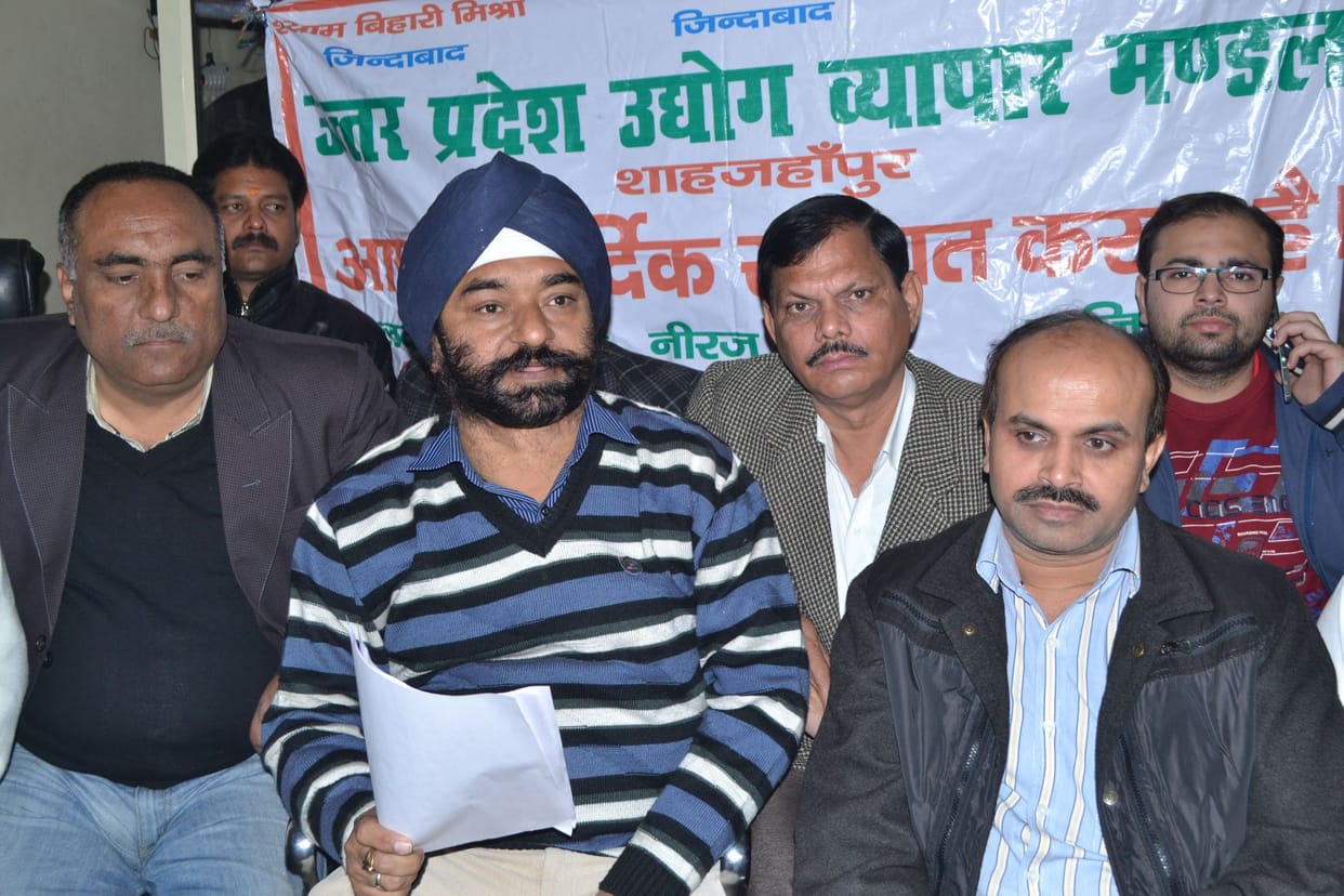 Traders come on the streets for a uniform GST