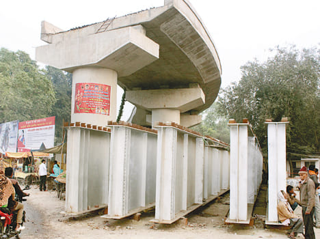 Clear encroachment, construction ROB fast