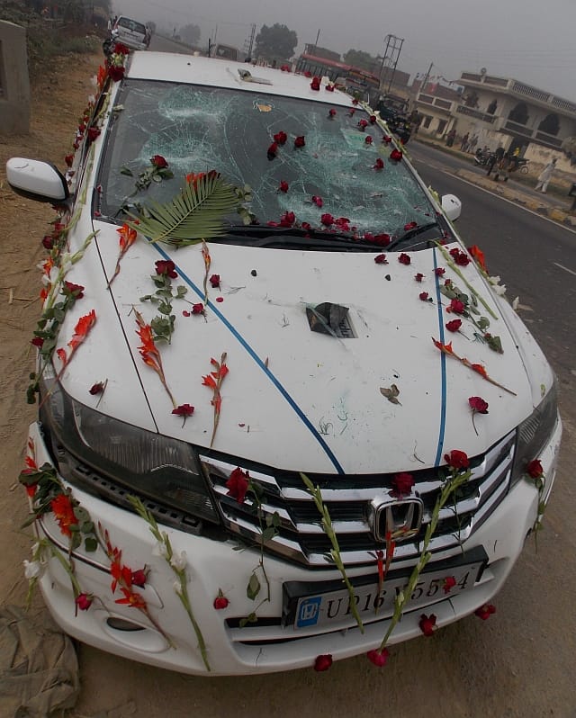 The groom's car crashed, assault-sabotage