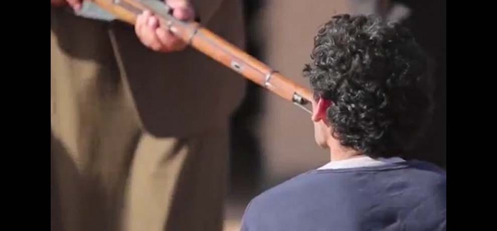  ISIS released their new propaganda video in which they killed prisoners brutality 
