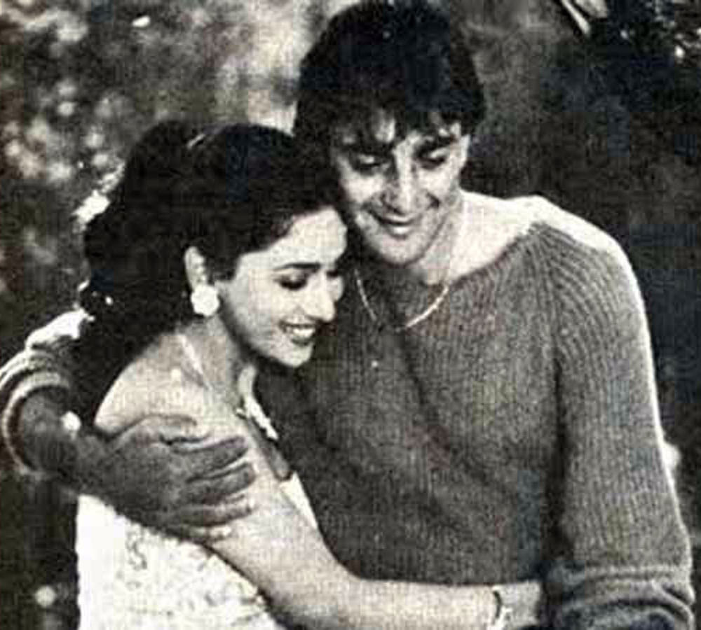 madhuri dixit call to sanjay dutt after 25 years 