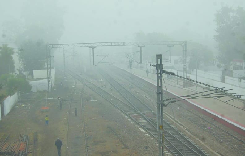 Fog affecting rail operations
