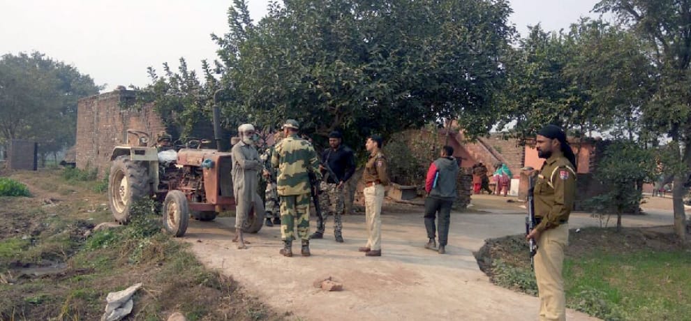 Pakistan border tunnels explored along with police personnel Bisf
