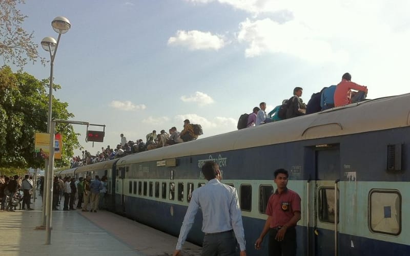 many trains late due to fog