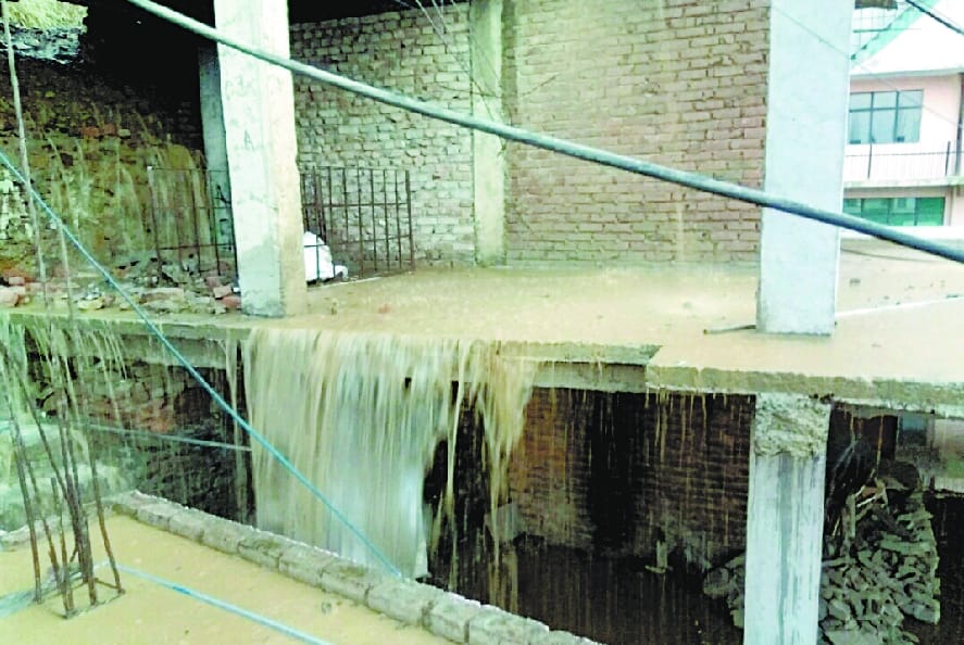 Koti Brandi Water Pipeline Break Down at Panthaghati.